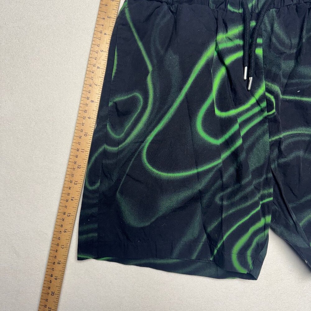 NWT Blood Brother Shorts Size L - Picture 5 of 8